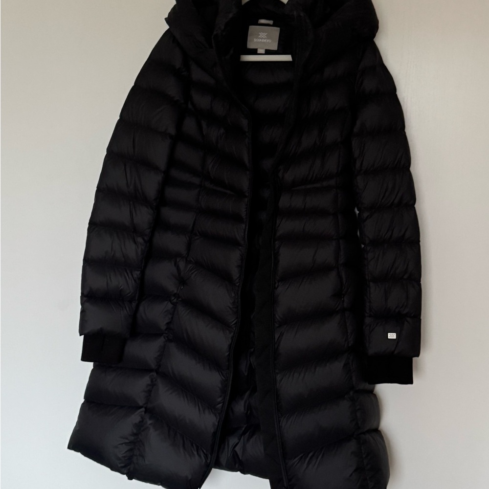 Women's Black Puffer Coat